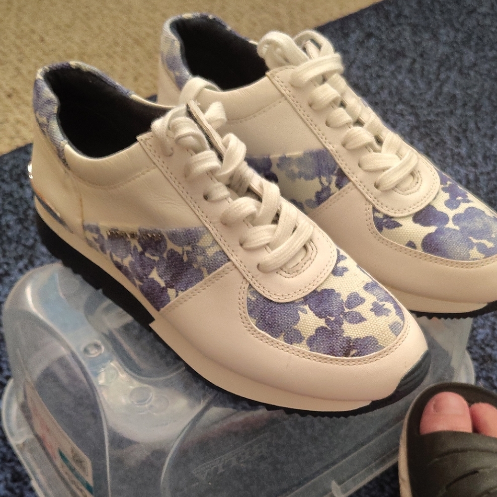 Michael Kors White and Blue Patterned Sneakers